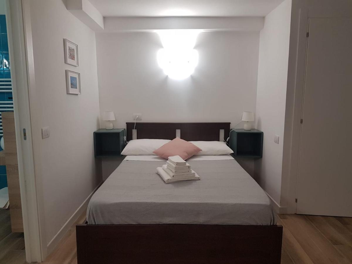 Rega Holiday House Наполи Екстериор снимка