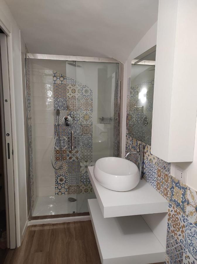 Rega Holiday House Наполи Екстериор снимка