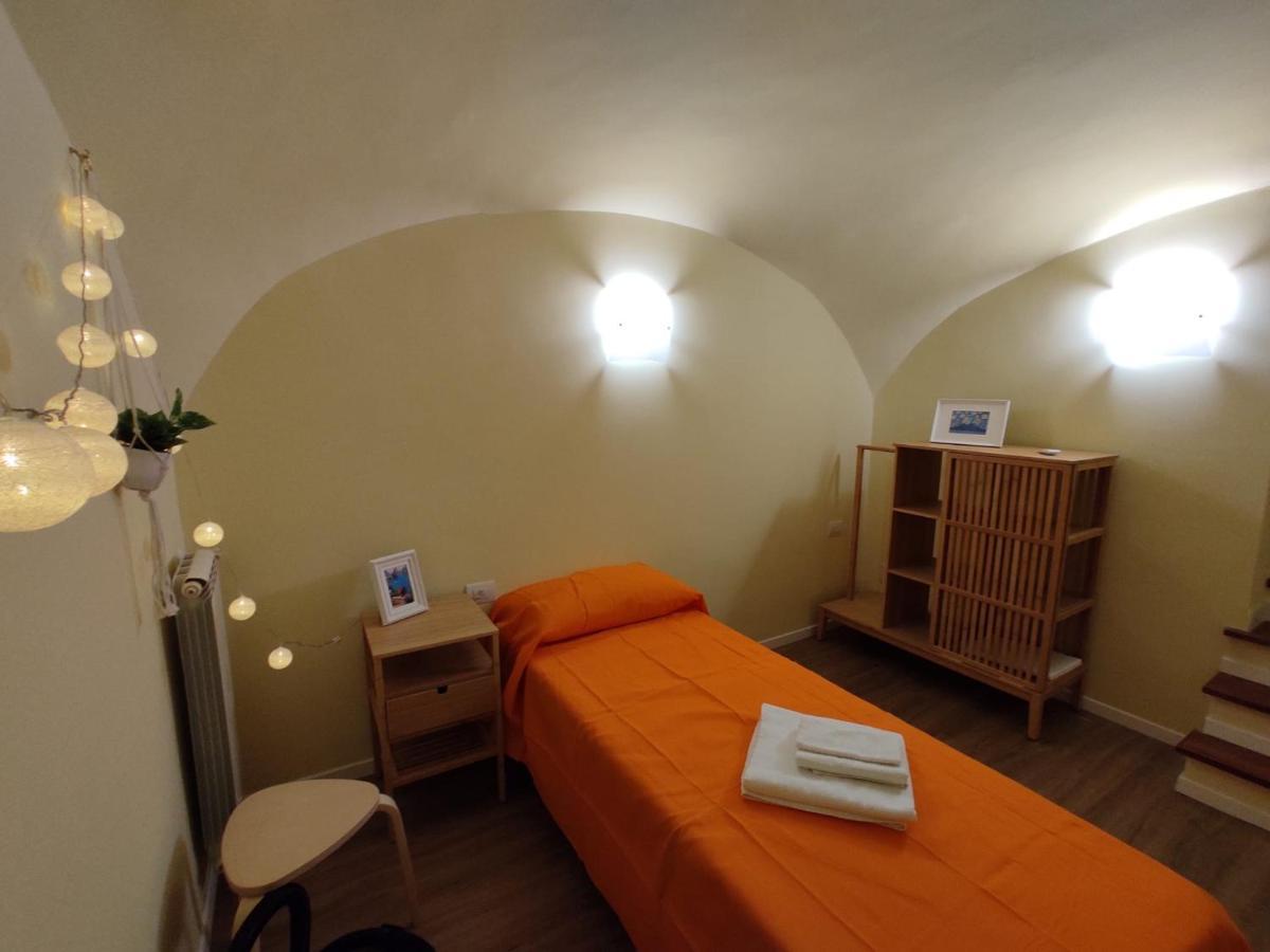 Rega Holiday House Наполи Екстериор снимка