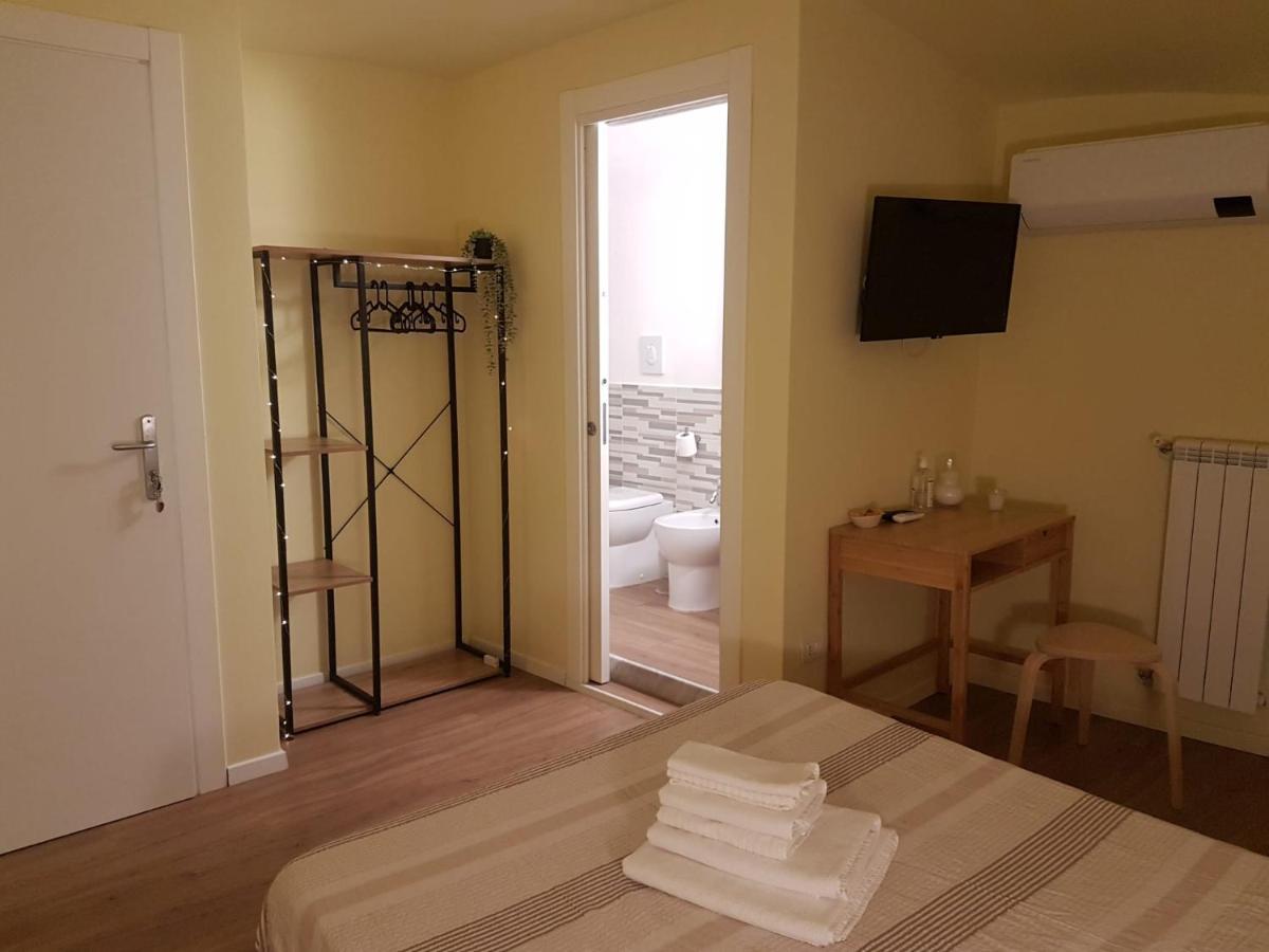 Rega Holiday House Наполи Екстериор снимка