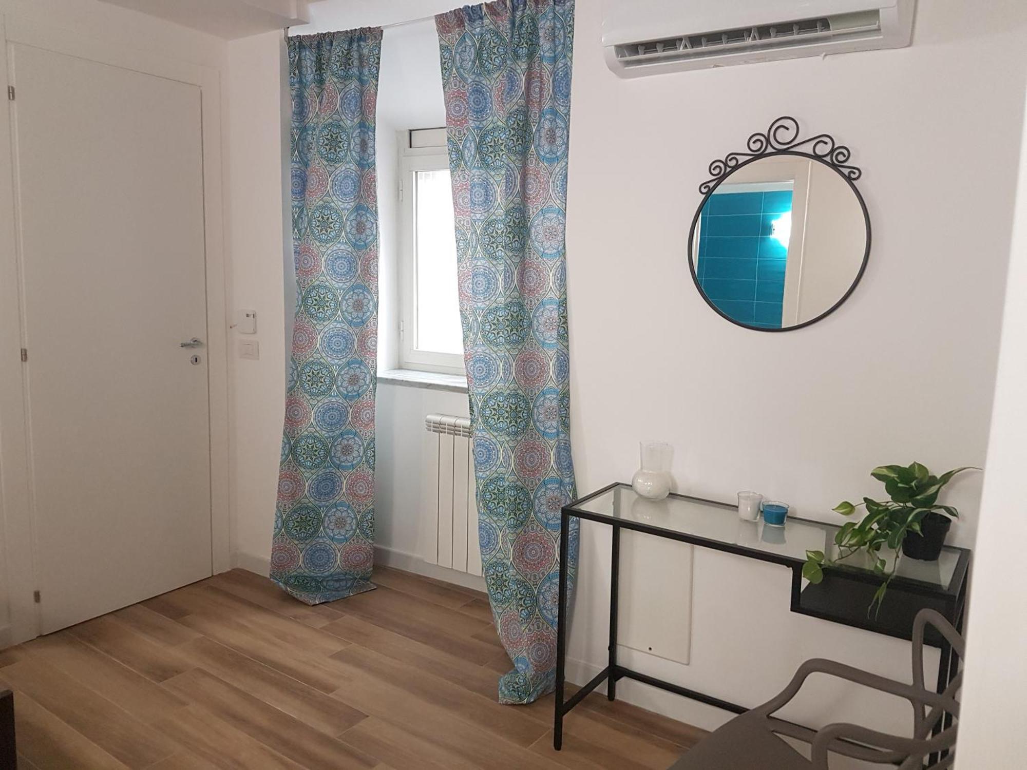 Rega Holiday House Наполи Стая снимка